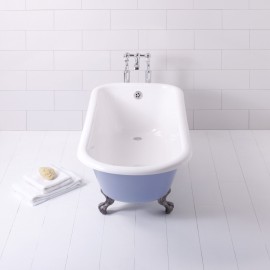 Badewanne im Retro Design – TRADITIONAL BATHROOMS