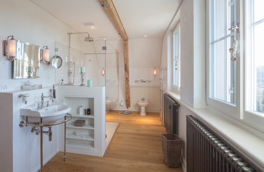 Retro Badezimmer – TRADITIONAL BATHROOMS
