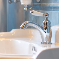 Traditioneller Waschtisch Einhebelmischer – TRADITIONAL BATHROOMS