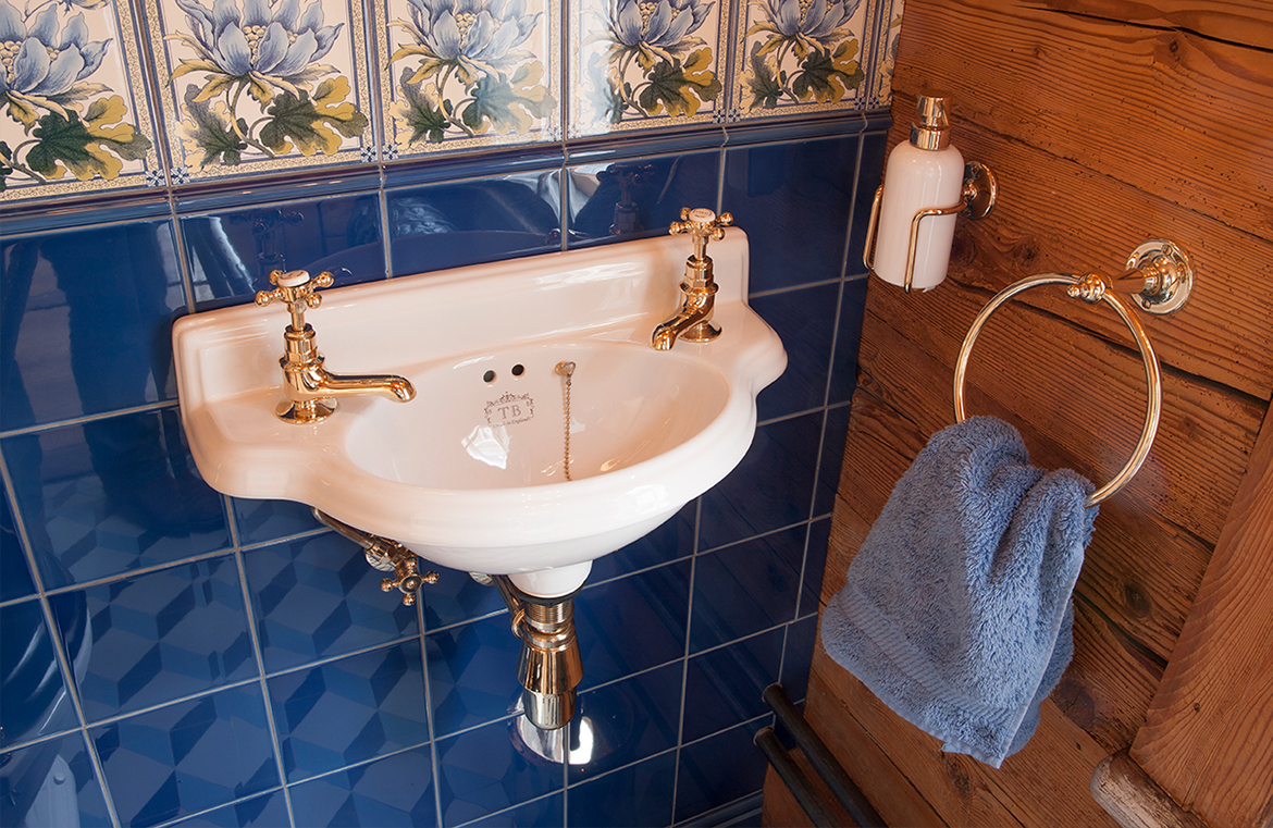 Badezimmer nostalgisch – TRADITIONAL BATHROOMS