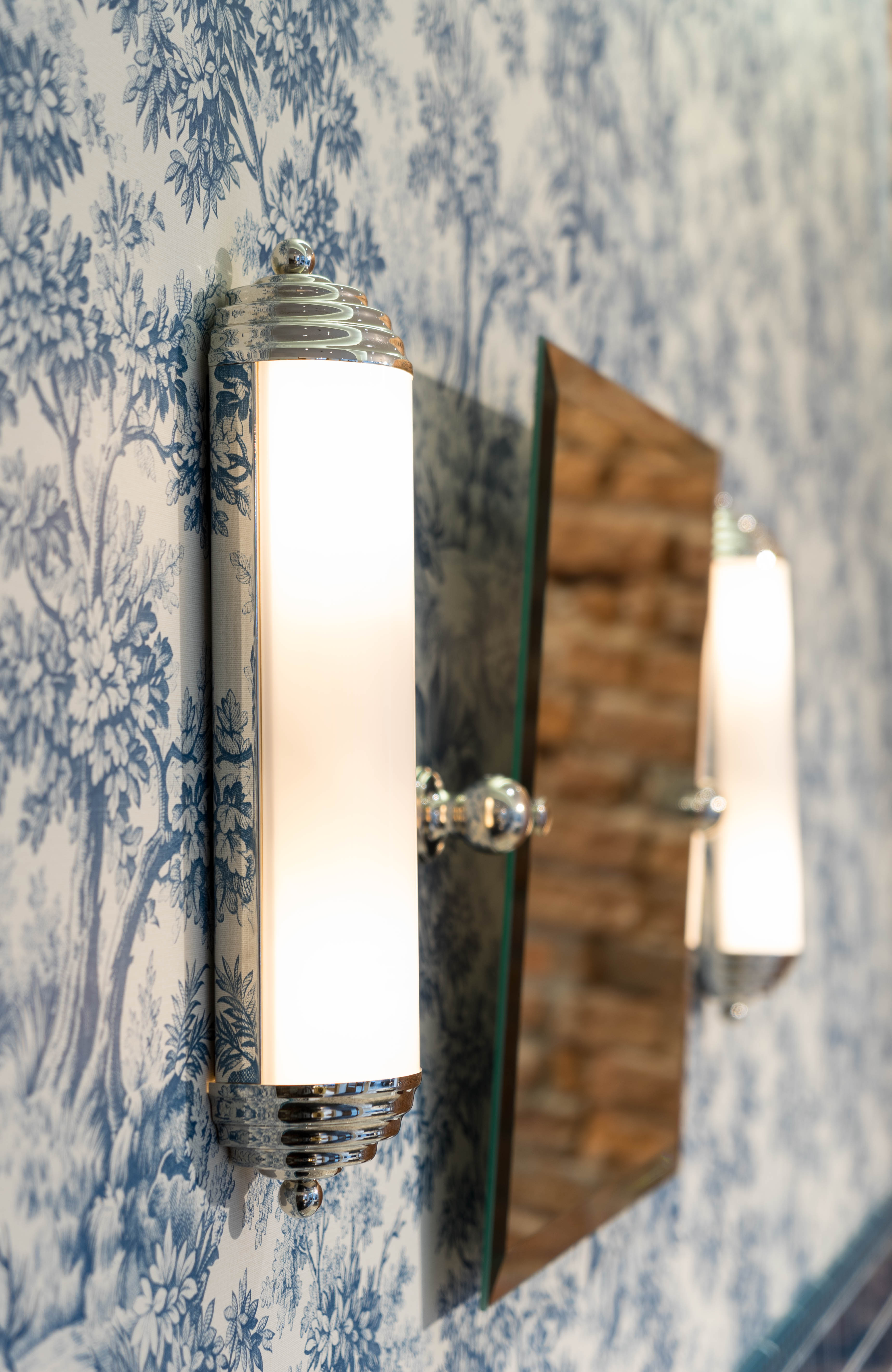 art déco wandlampe – traditional bathrooms