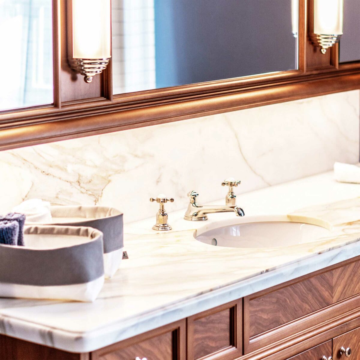 Nostalgie Unterbauwaschtisch – TRADITIONAL BATHROOMS